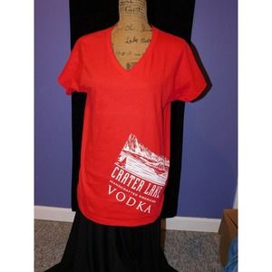 Crater Lake Womens Red V-Neck T-Shirt XL It's Bloody Mary Season